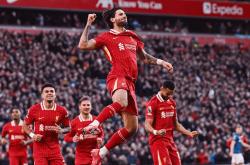 开云体育平台APP-包含利物浦后卫受伤，或将缺席未来多场比赛的词条